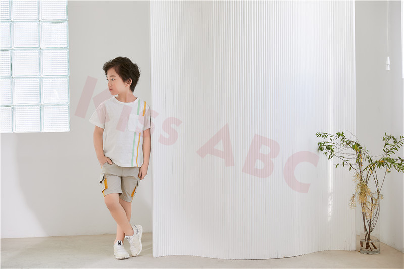 kissabc童装品牌以时尚与质量 把孩子打扮的时尚漂亮